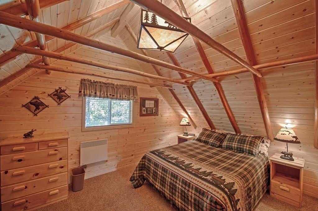 Grandma'S Cabin Yellowstone Vacation Home Island Park Exterior photo